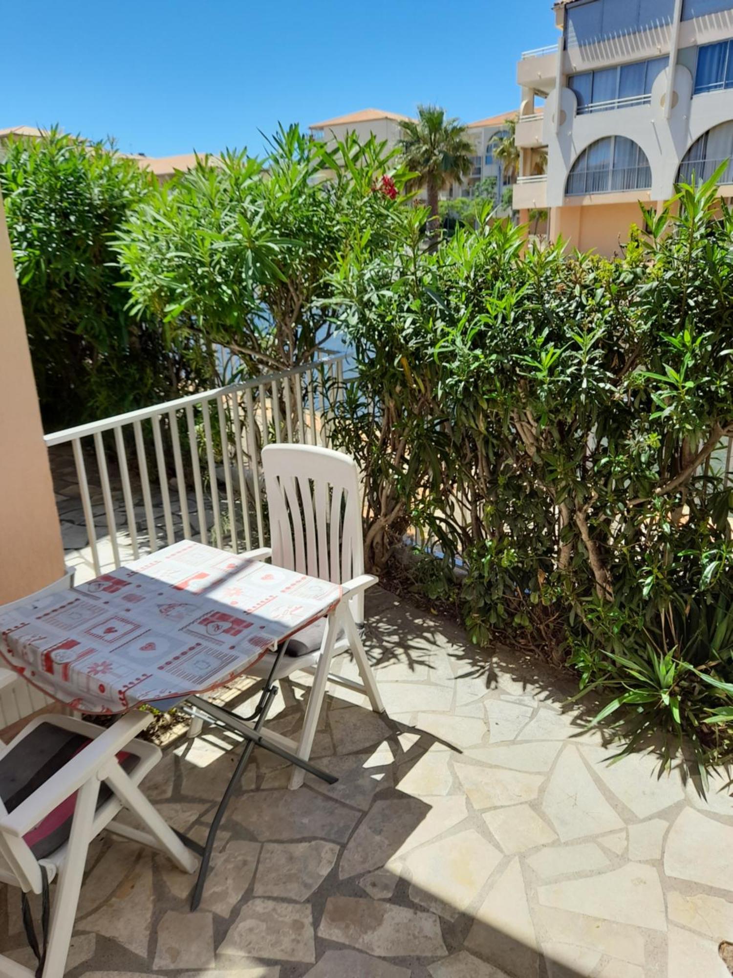 T2 Neuf Climatise A Sete 200M Plage, Parking Екстер'єр фото